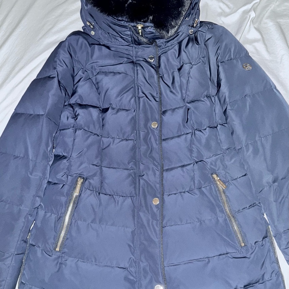 MICHAEL Michael Kors Navy Puffer Jacket with Faux Fur - Picture 4 of 5